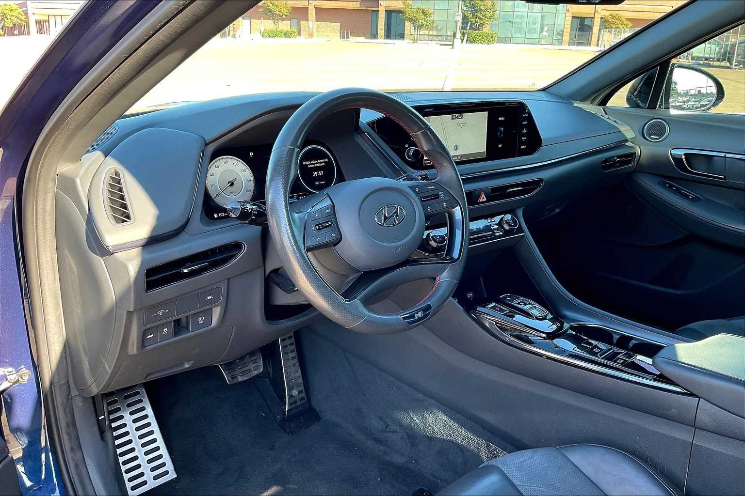 2022 Hyundai Sonata N Line photo 2