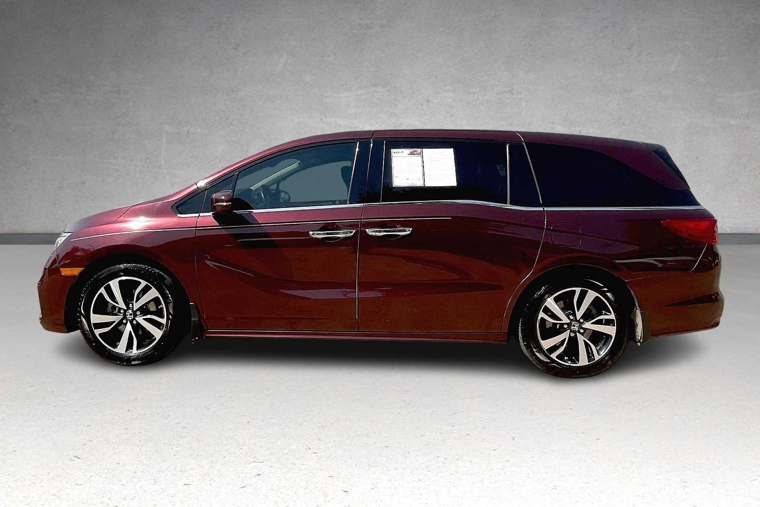2020 Honda Odyssey Elite photo 3