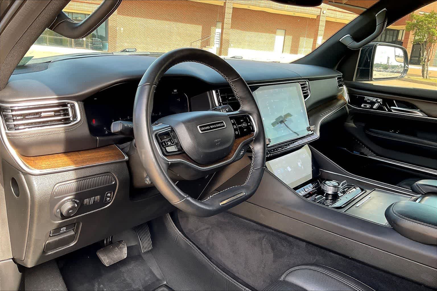 Thumbnail: 2023 Jeep Grand Wagoneer - 2