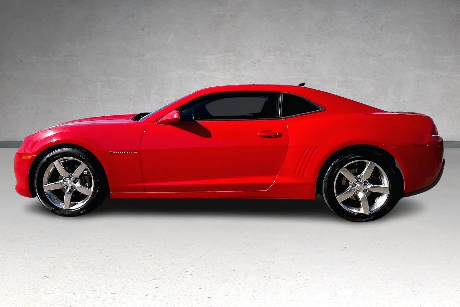 Thumbnail: 2015 Chevrolet Camaro - 3
