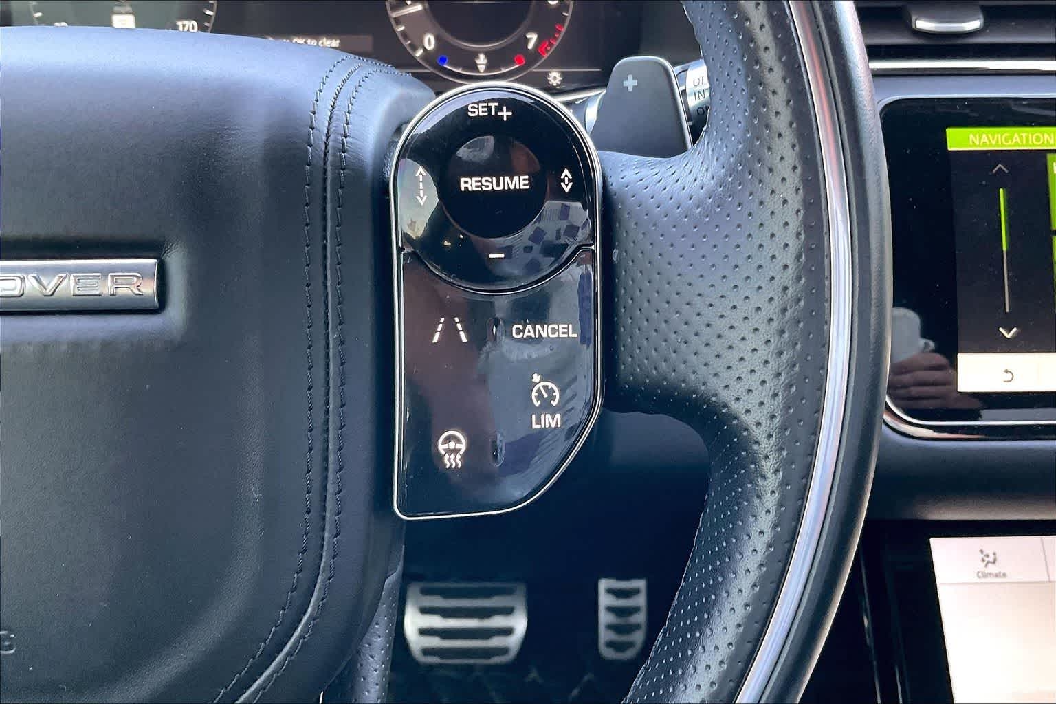 Thumbnail: 2020 Land Rover Range Rover Evoque - 25