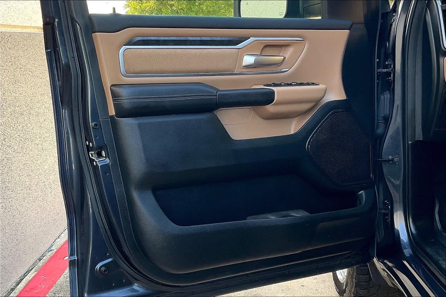 Thumbnail: 2020 RAM 1500 - 27