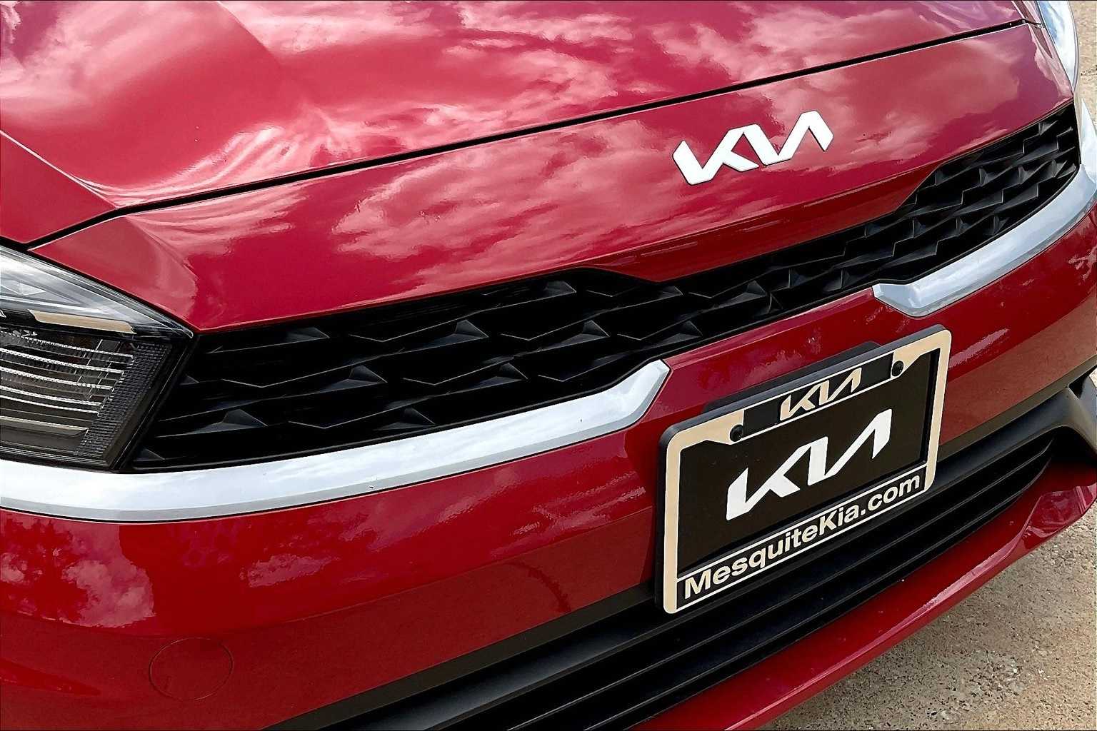 Thumbnail: 2024 Kia Forte - 31