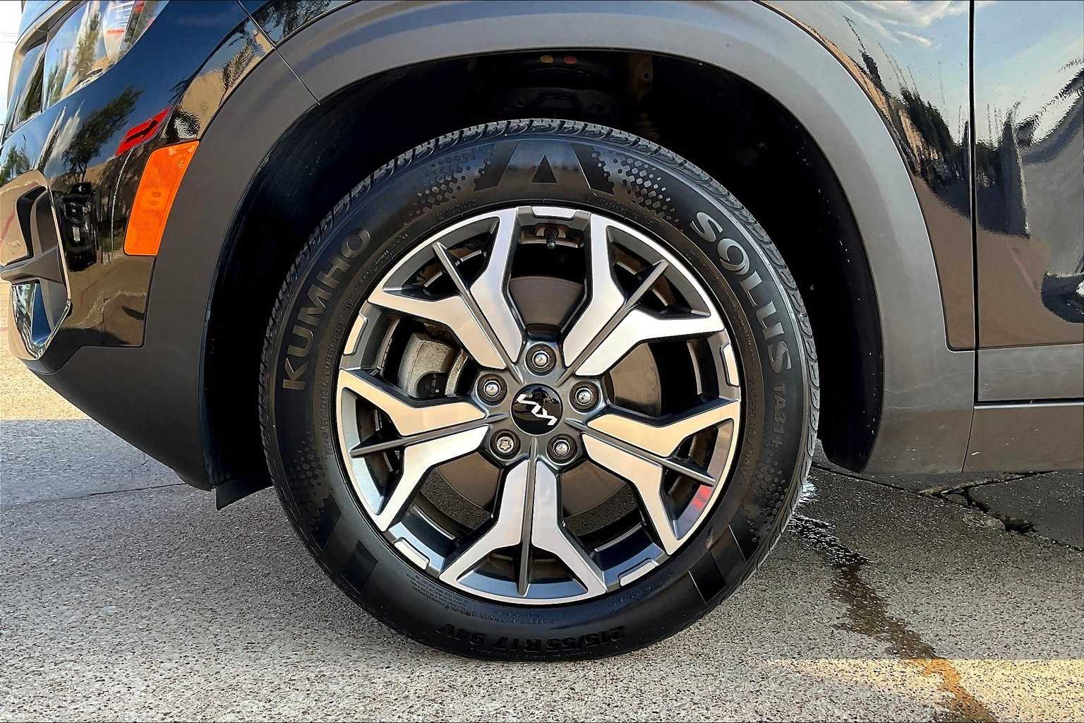 Thumbnail: 2022 Kia Seltos - 7