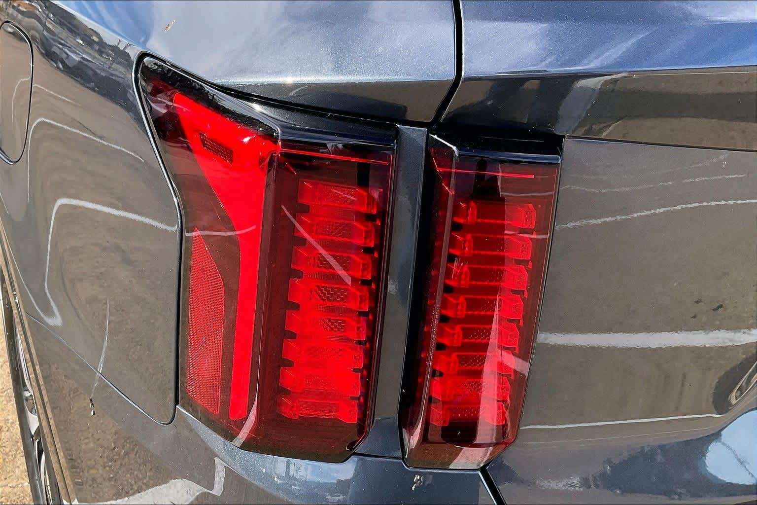 Thumbnail: 2023 Kia Sorento - 31