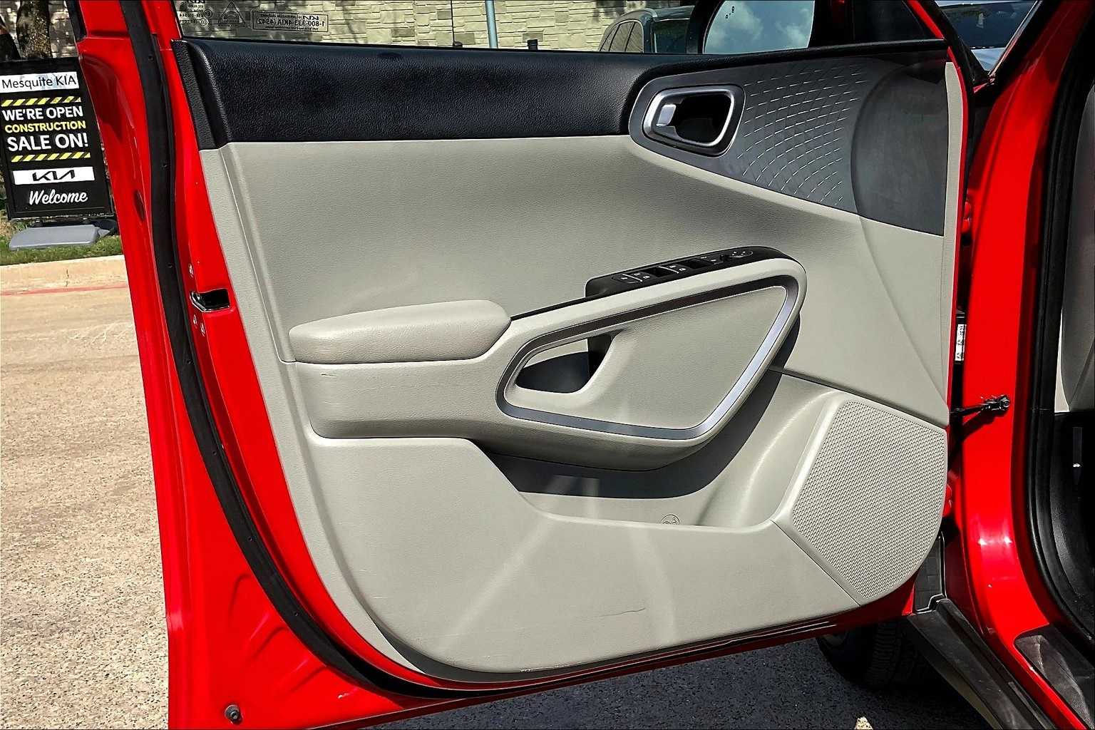 Thumbnail: 2023 Kia Soul - 26