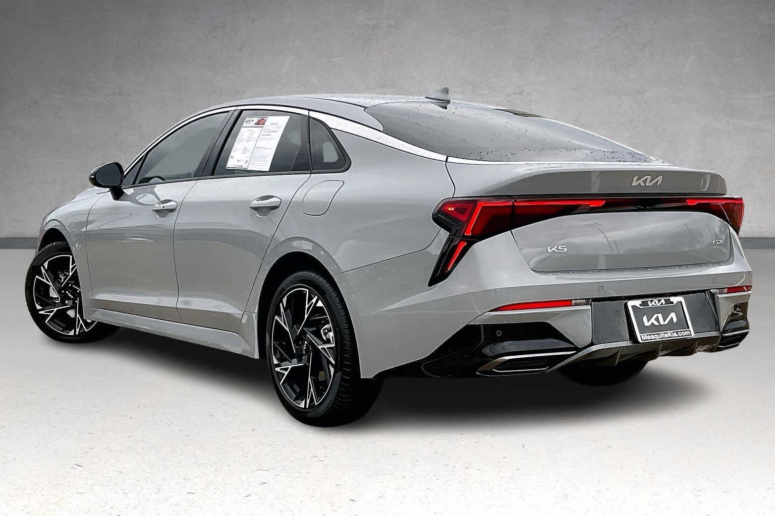 Thumbnail: 2026 Kia K5 - 4