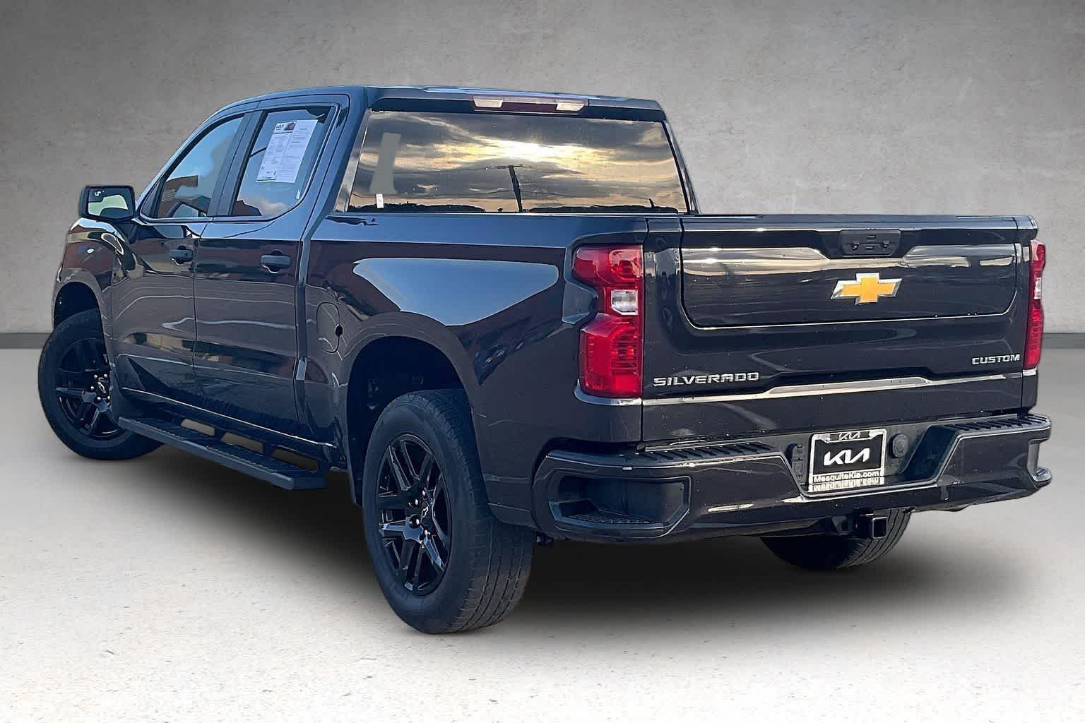 Thumbnail: 2022 Chevrolet Silverado 1500 - 4