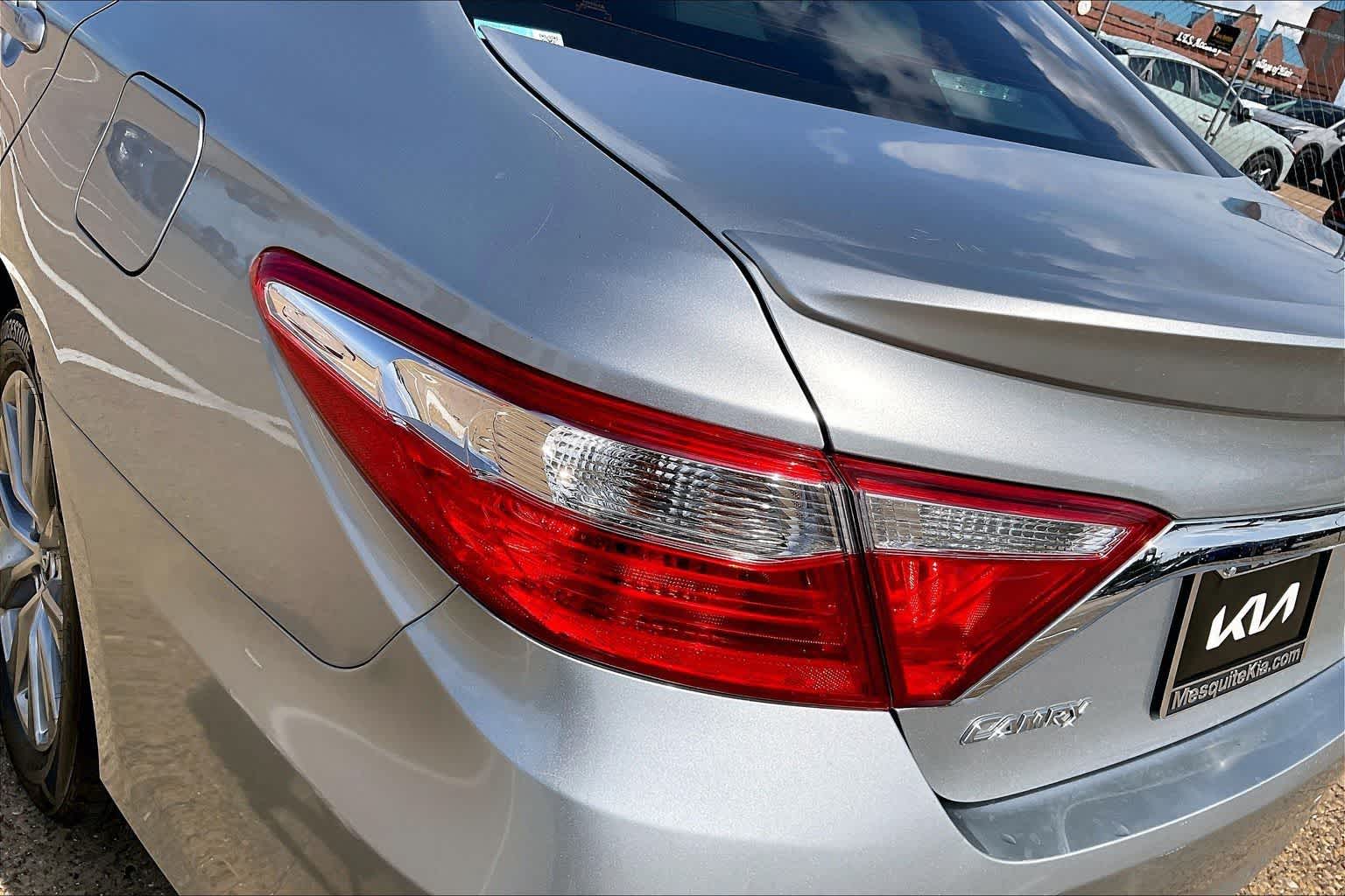 Thumbnail: 2017 Toyota Camry - 31