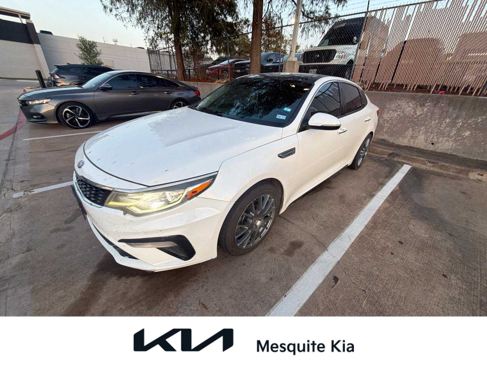2019 Kia Optima S FWD photo