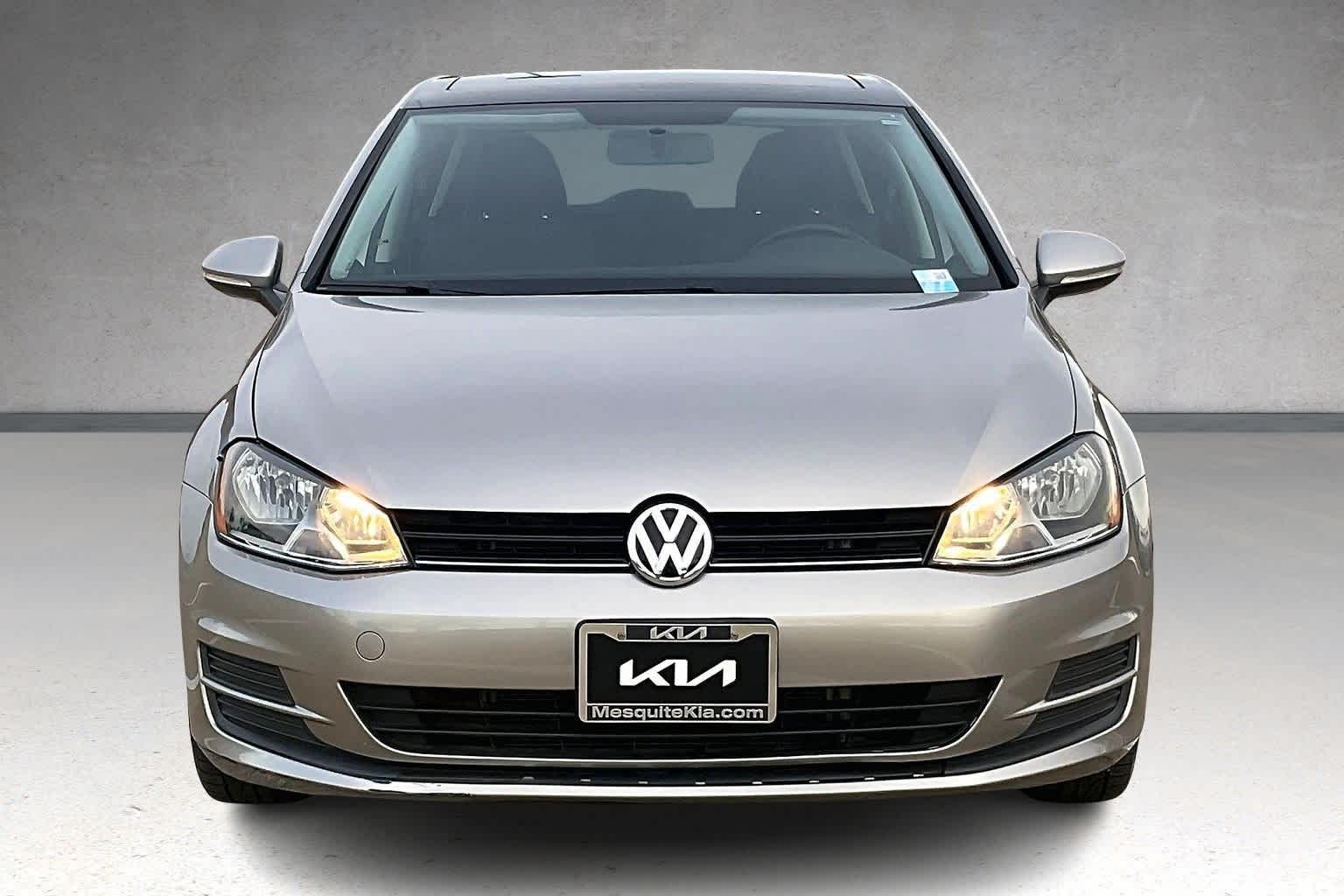 Thumbnail: 2016 Volkswagen Golf - 6