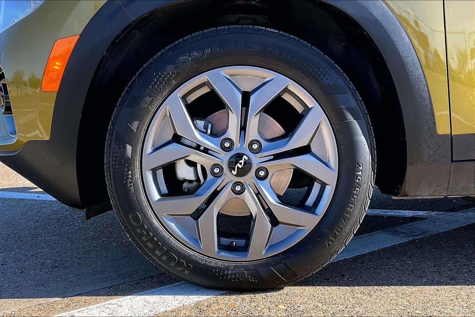 Thumbnail: 2024 Kia Seltos - 7