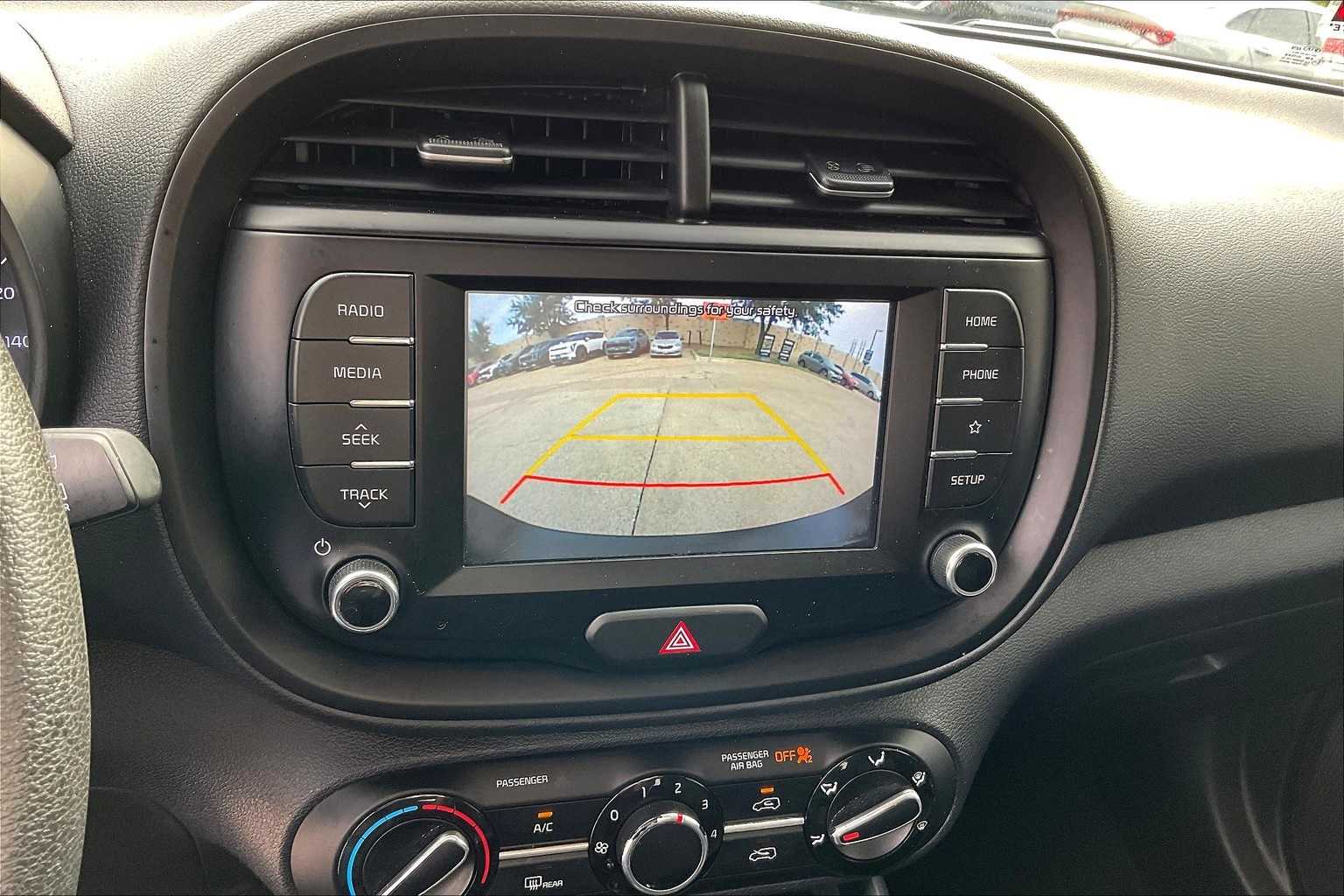 Thumbnail: 2021 Kia Soul - 25