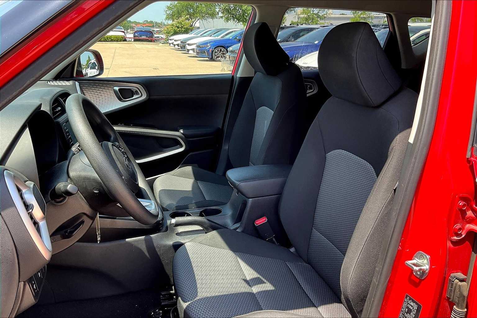 2021 Kia Soul LX 9
