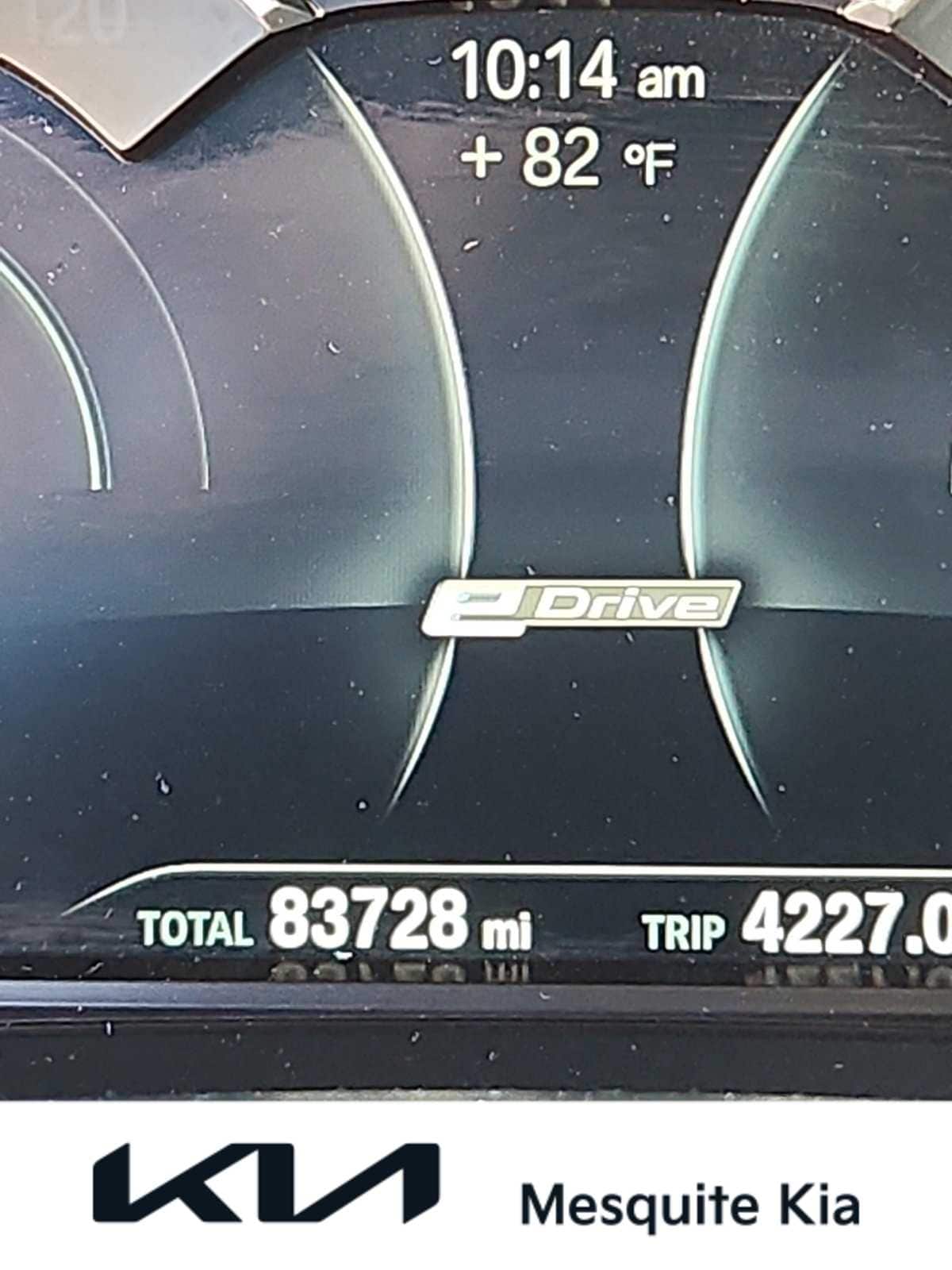 2019 BMW 5 Series 530e iPerformance RWD photo