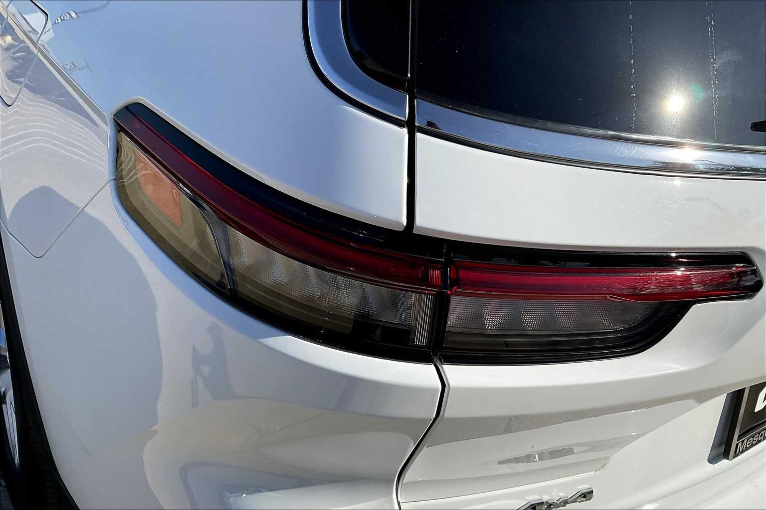 Thumbnail: 2023 Jeep Grand Cherokee - 31