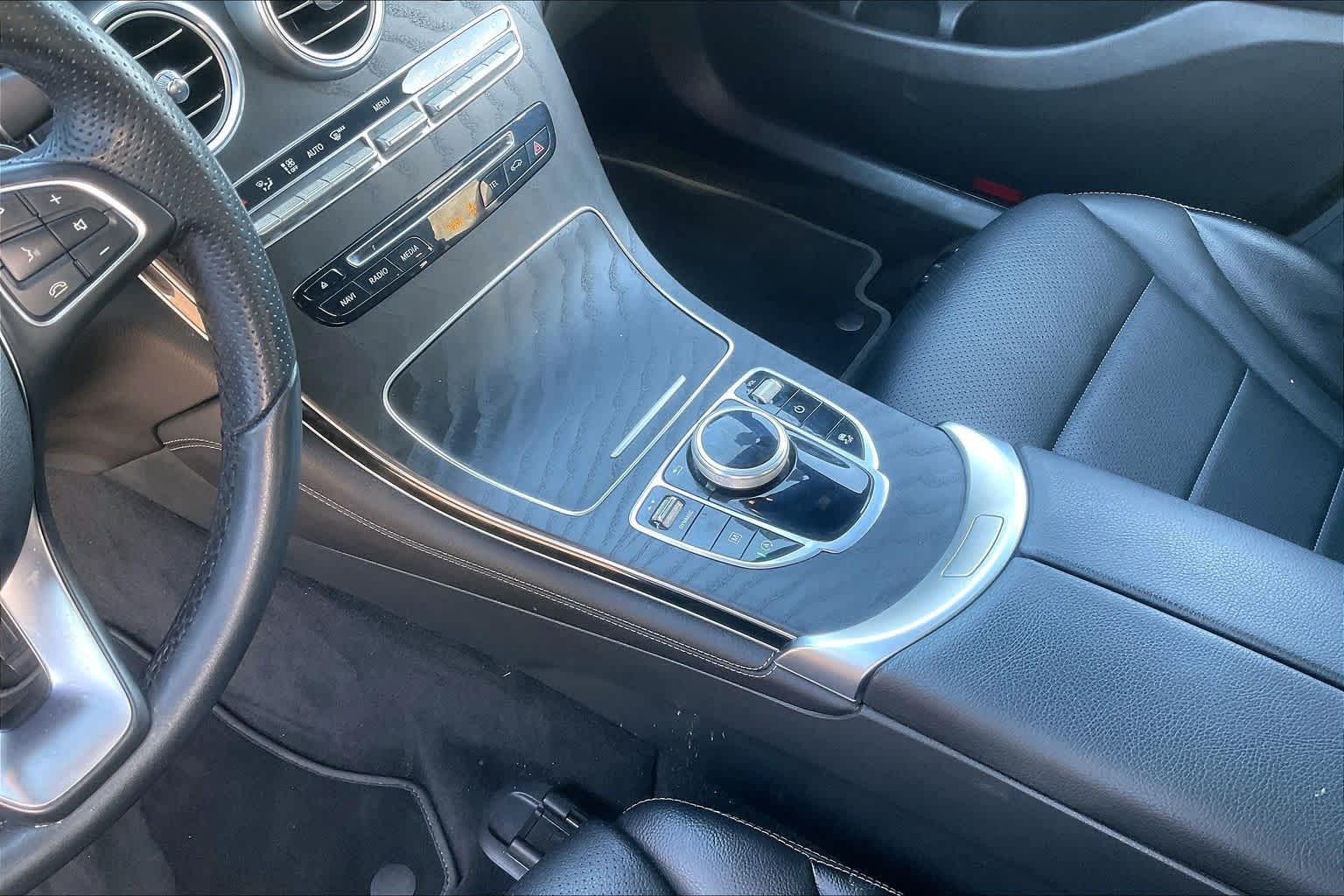 Thumbnail: 2017 Mercedes-Benz GLC - 16