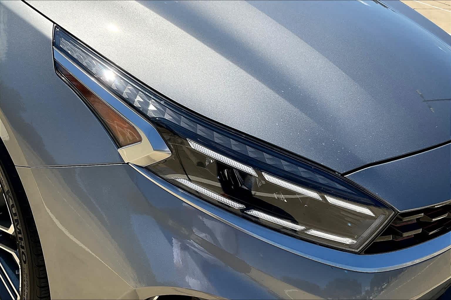 Thumbnail: 2023 Kia Forte - 30