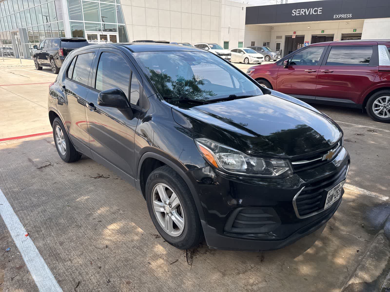 Thumbnail: 2019 Chevrolet Trax - 2