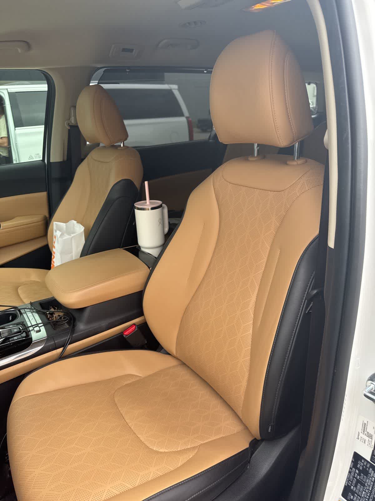 Thumbnail: 2024 Kia Carnival - 6