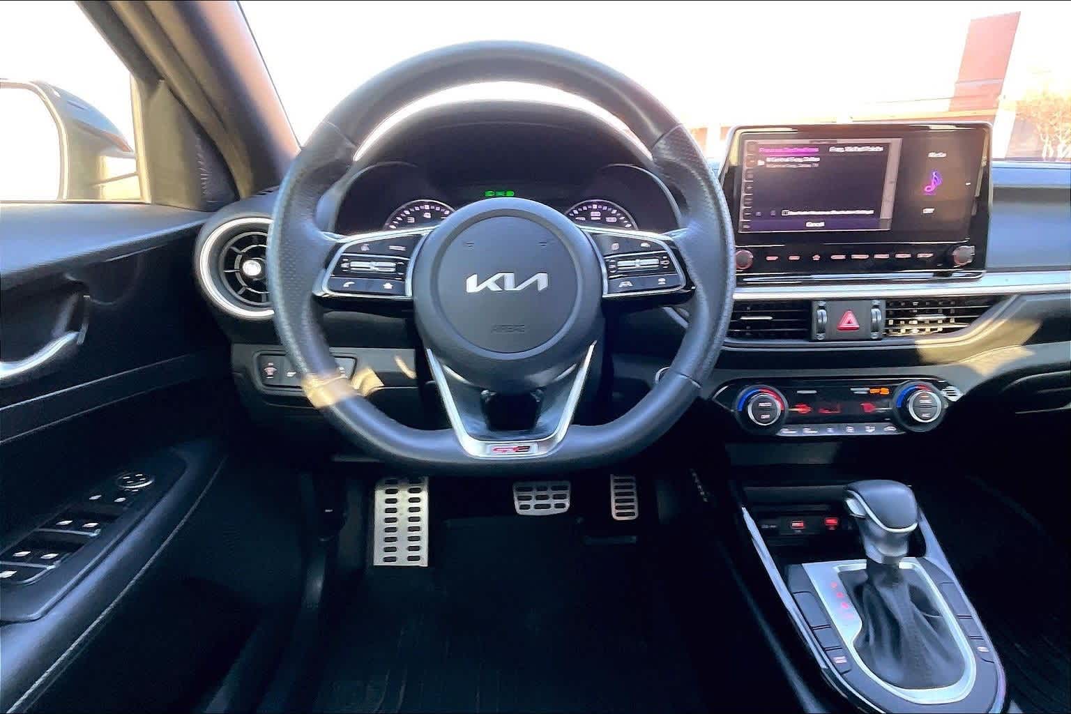 Thumbnail: 2024 Kia Forte - 14