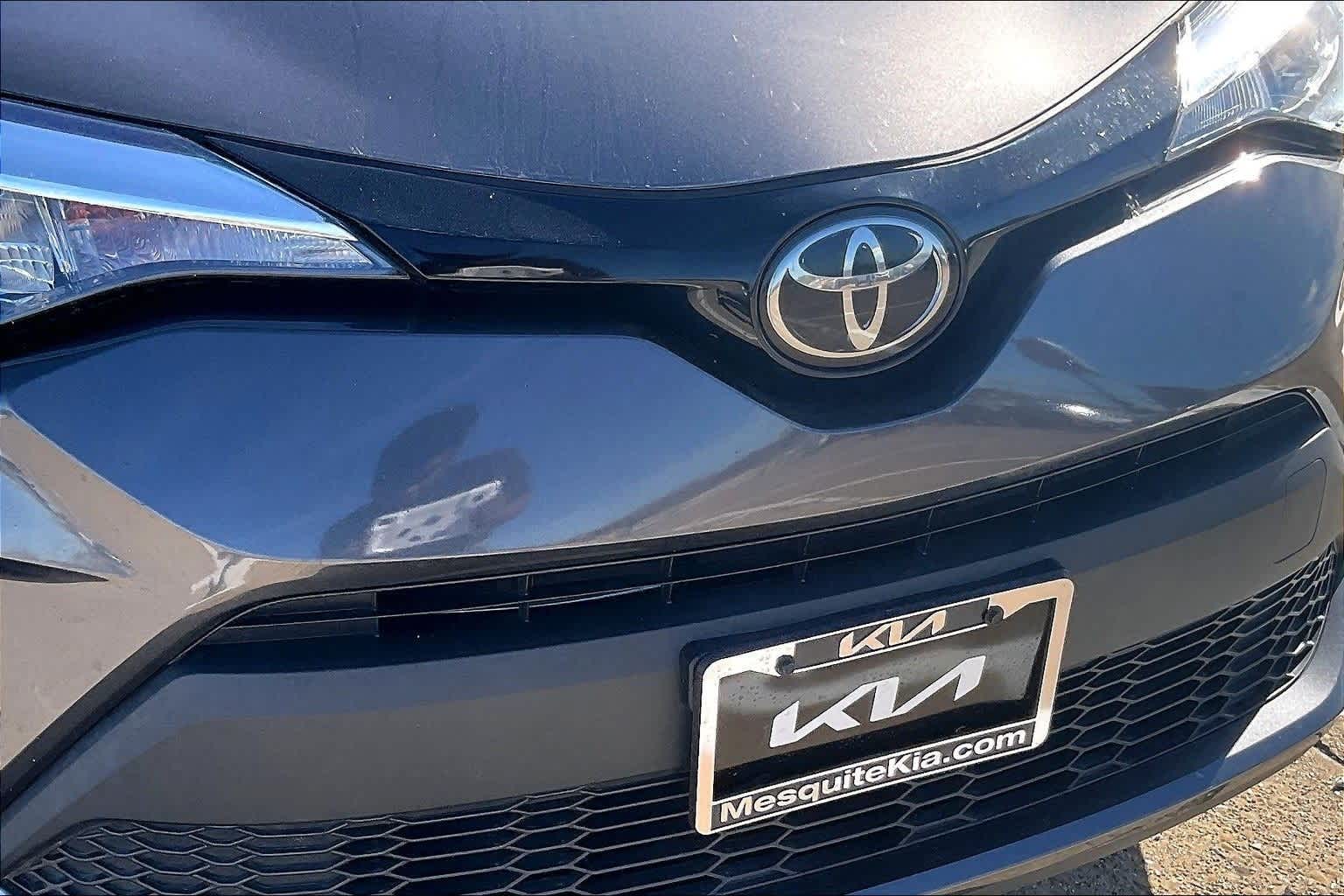 Thumbnail: 2021 Toyota C-HR - 31