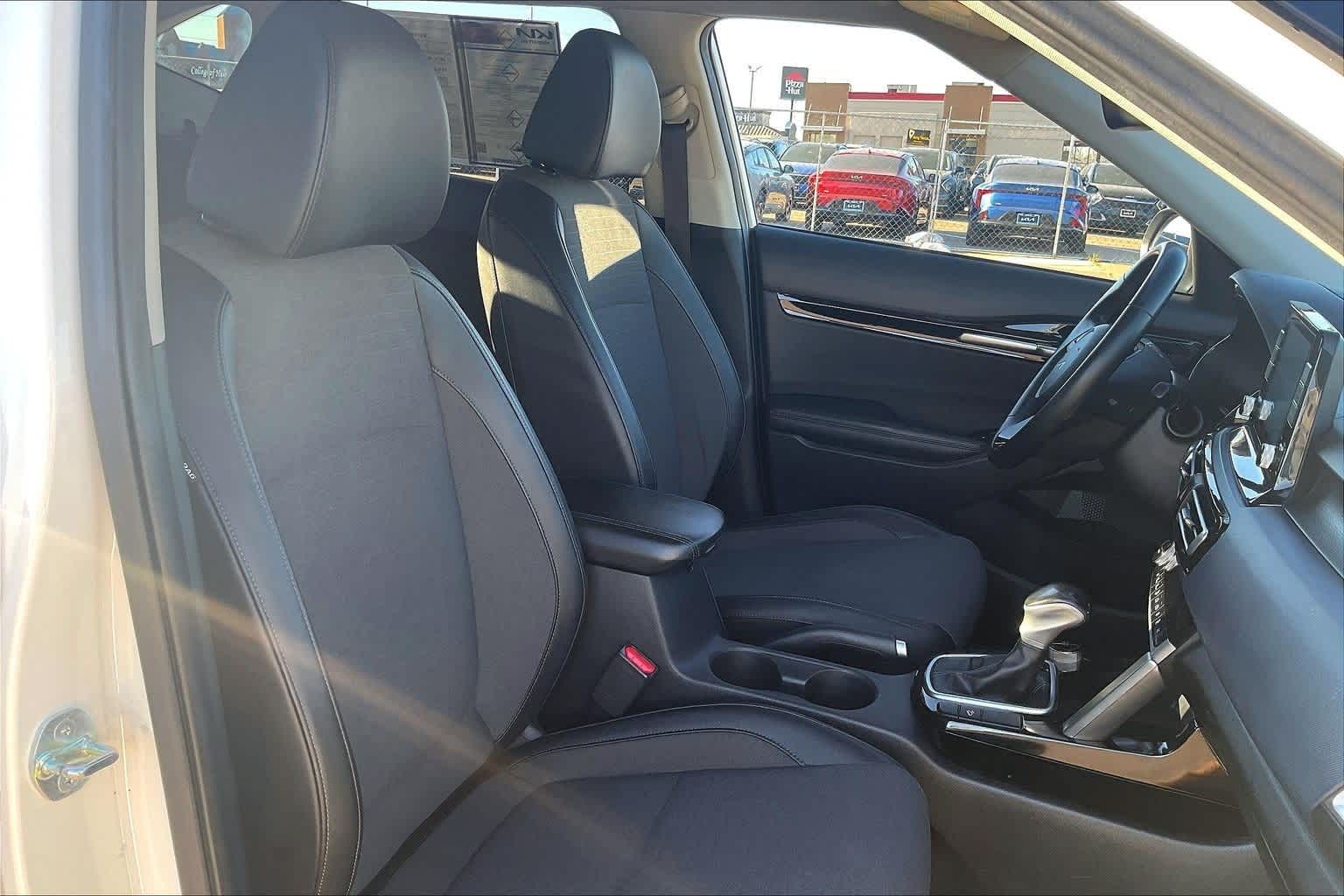 Thumbnail: 2023 Kia Seltos - 11