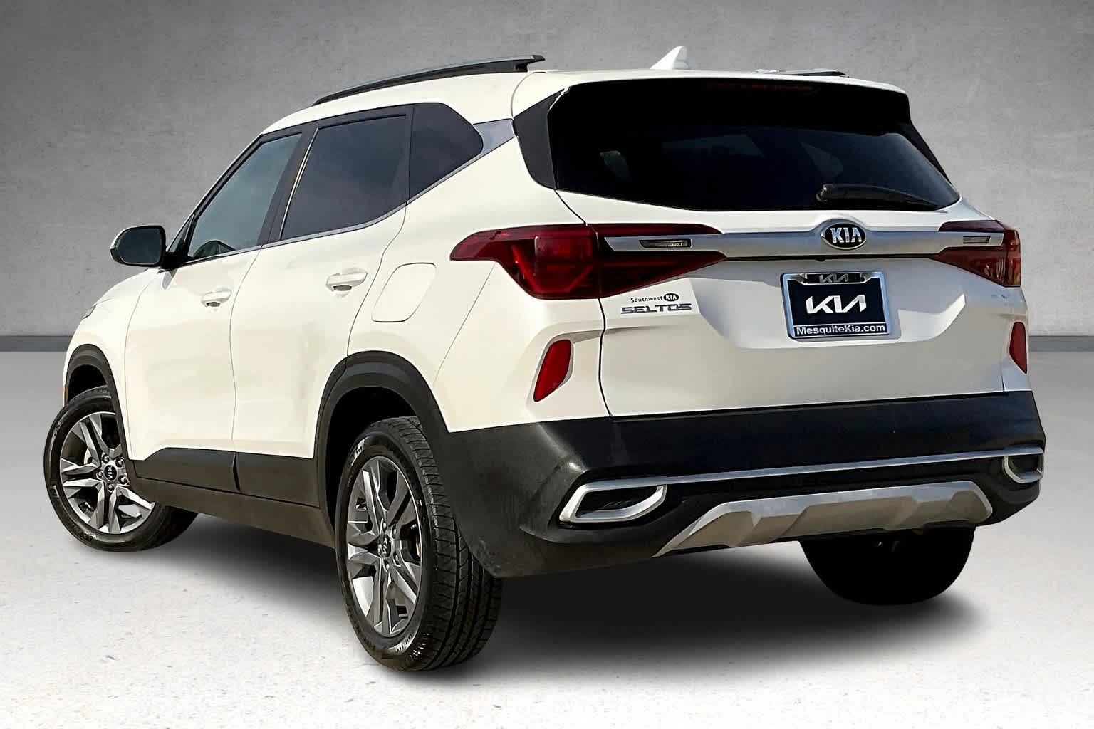 Thumbnail: 2021 Kia Seltos - 4