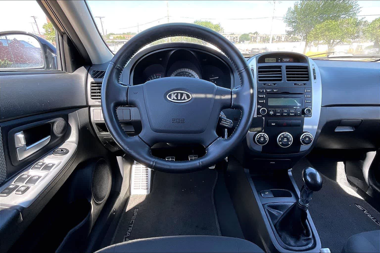 Thumbnail: 2008 Kia Spectra5 - 13