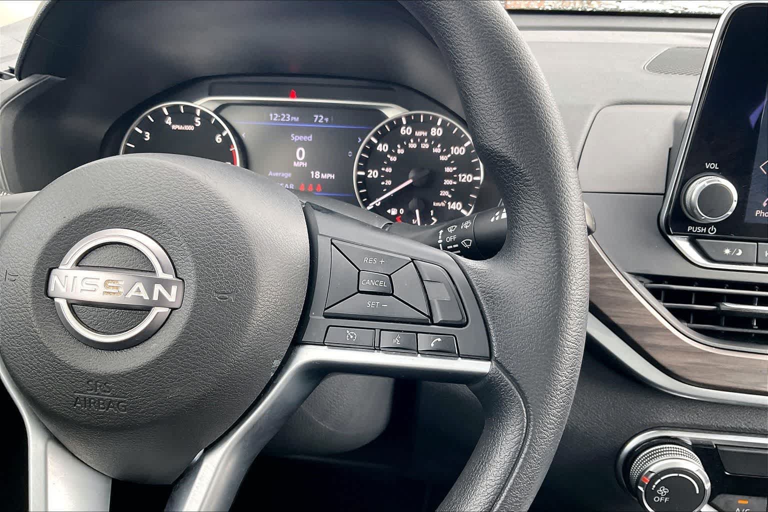 Thumbnail: 2025 Nissan Altima - 25