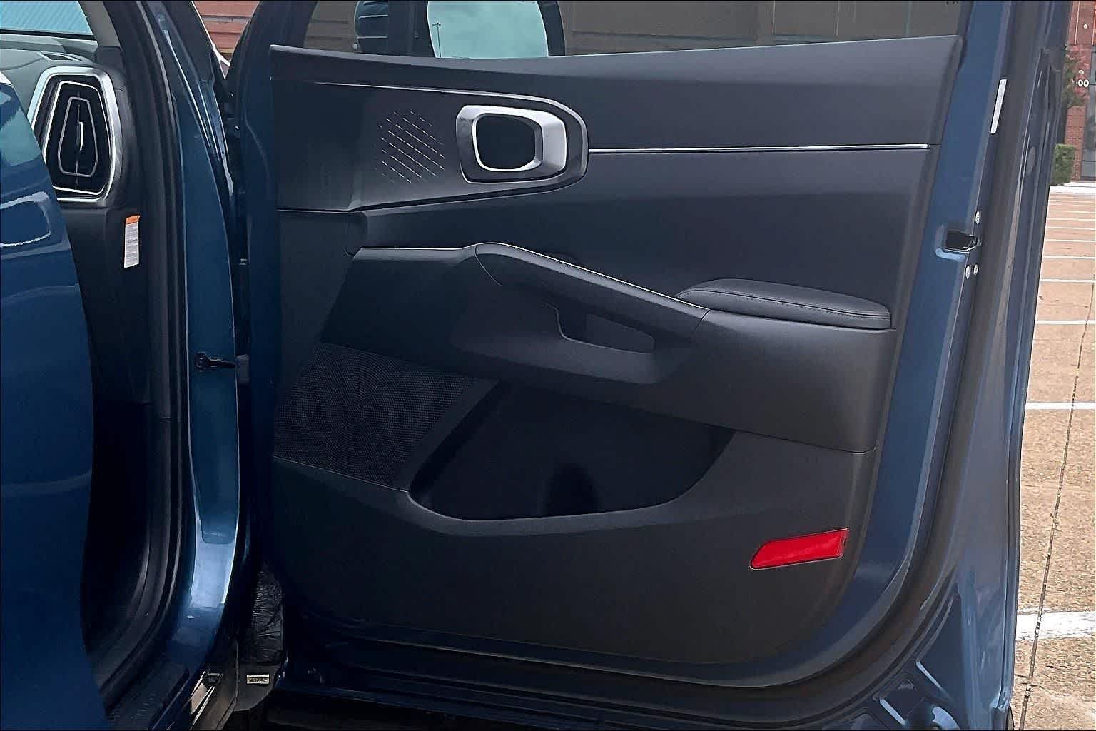 Thumbnail: 2025 Kia Sorento - 27