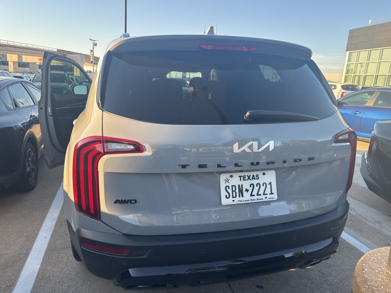 Thumbnail: 2022 Kia Telluride - 2