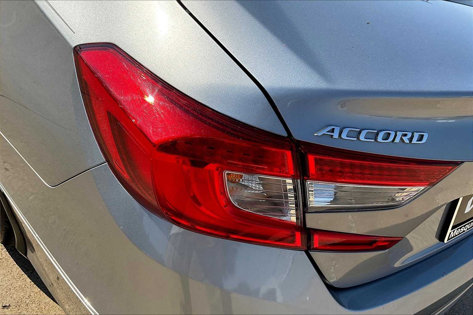 Thumbnail: 2019 Honda Accord - 32