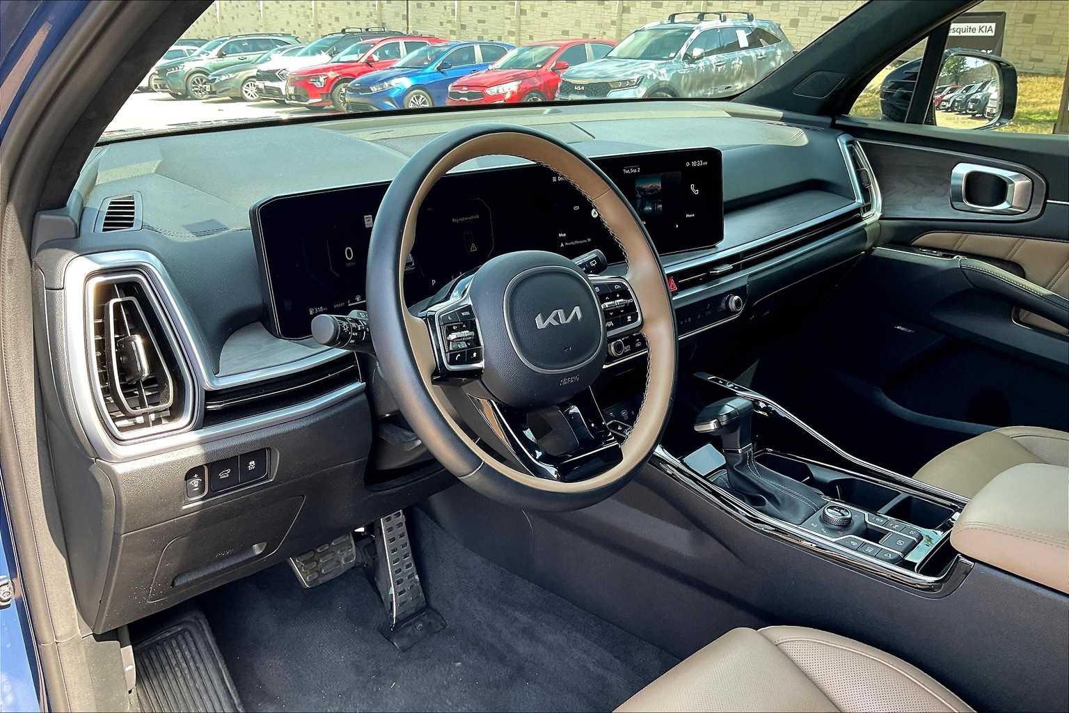 Thumbnail: 2024 Kia Sorento - 2