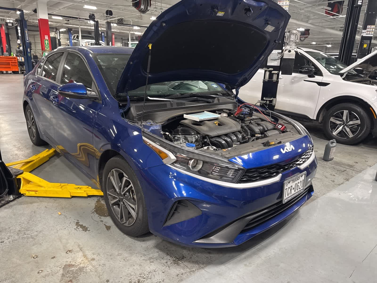 Thumbnail: 2023 Kia Forte - 6