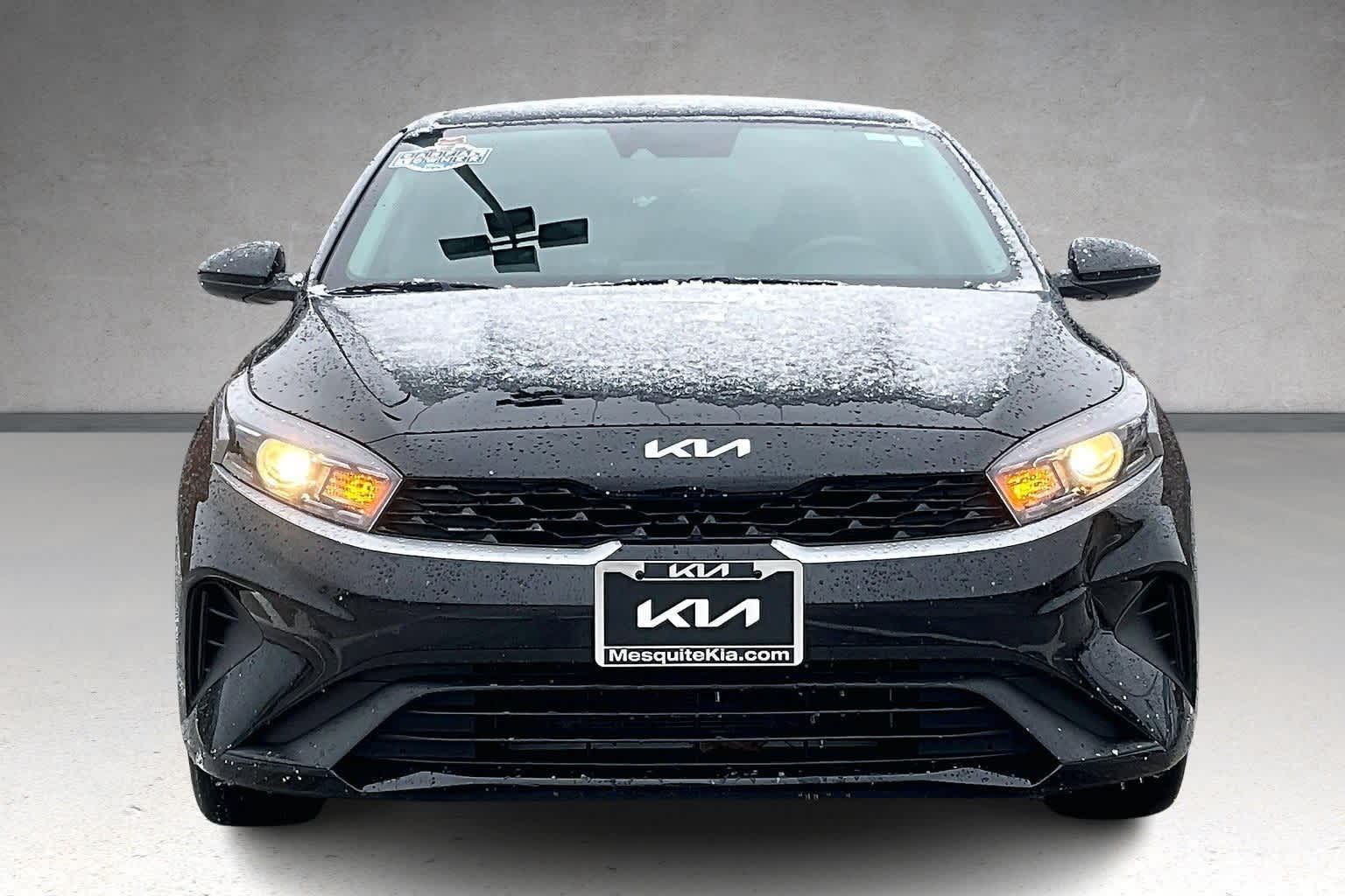 Thumbnail: 2024 Kia Forte - 6