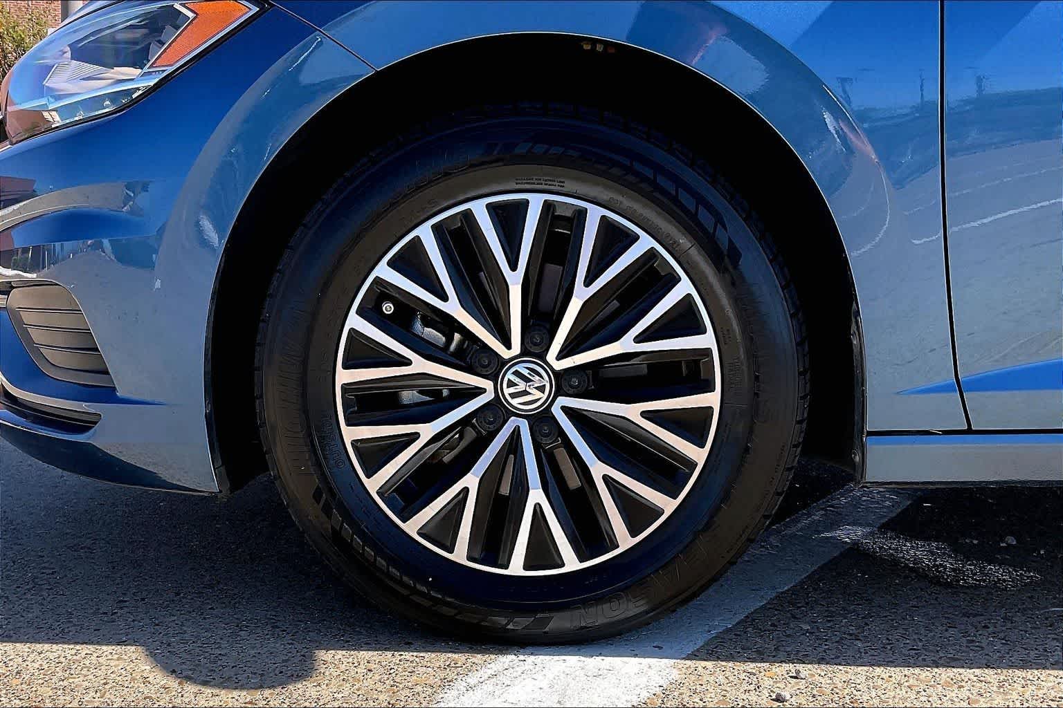 Thumbnail: 2021 Volkswagen Jetta - 7