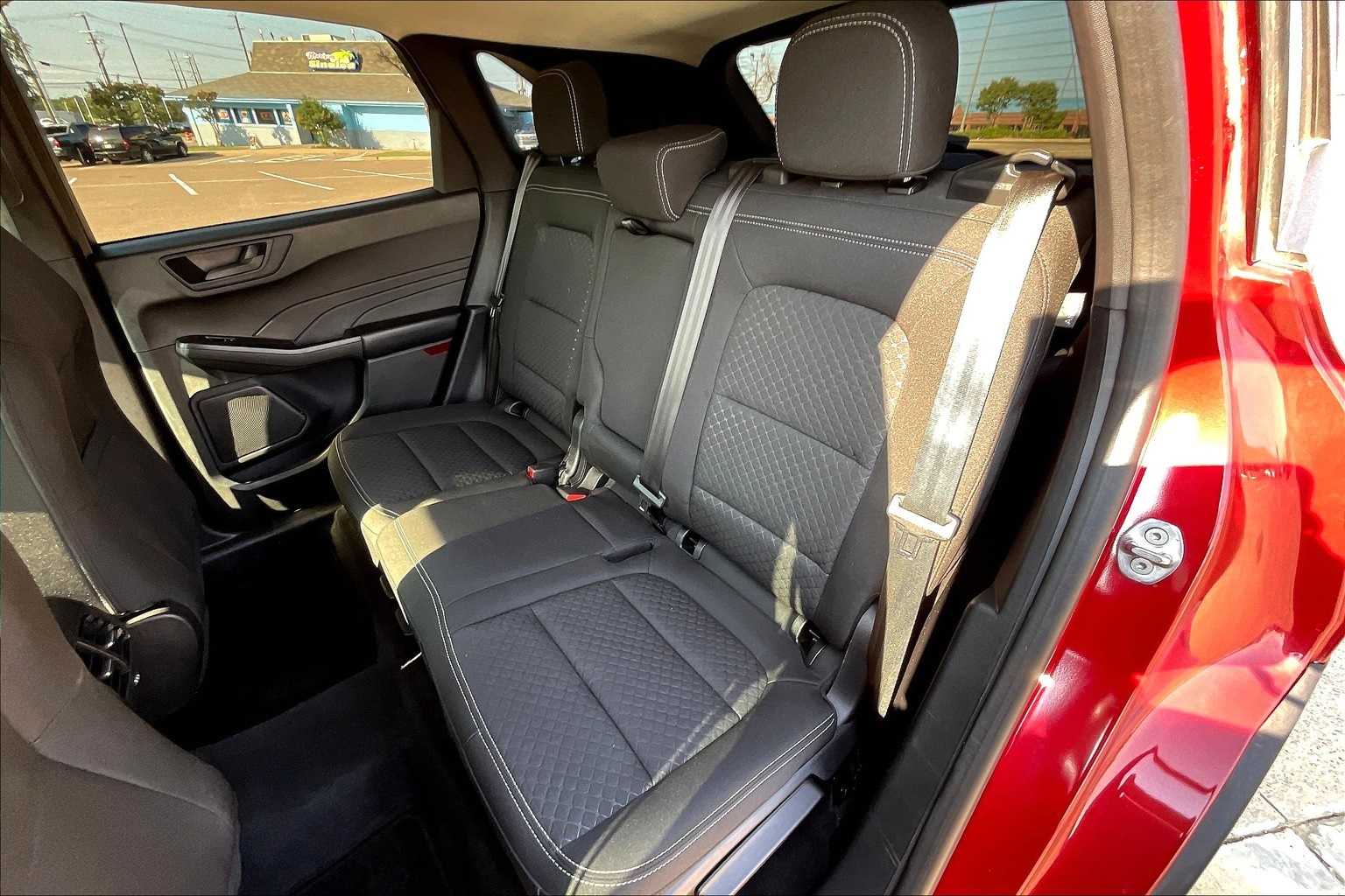 Thumbnail: 2023 Ford Escape - 29