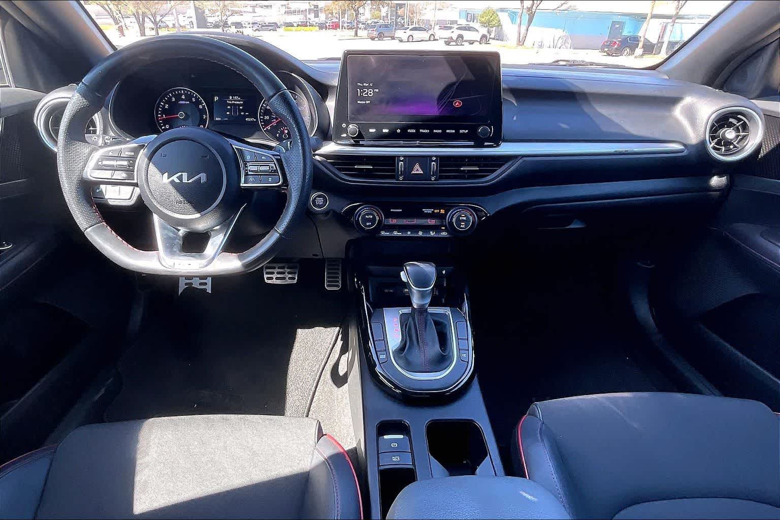 Thumbnail: 2024 Kia Forte - 10