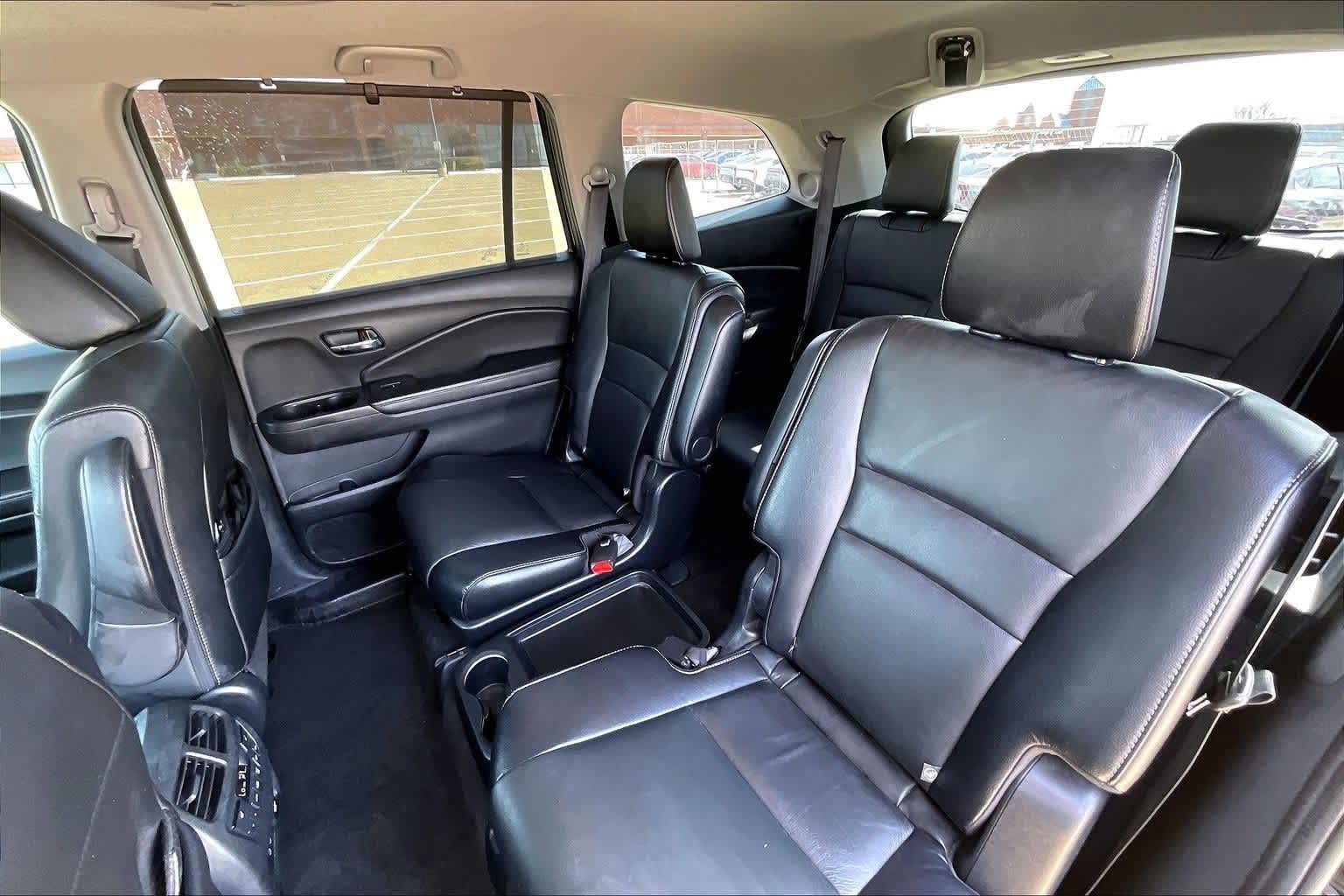 Thumbnail: 2020 Honda Pilot - 28