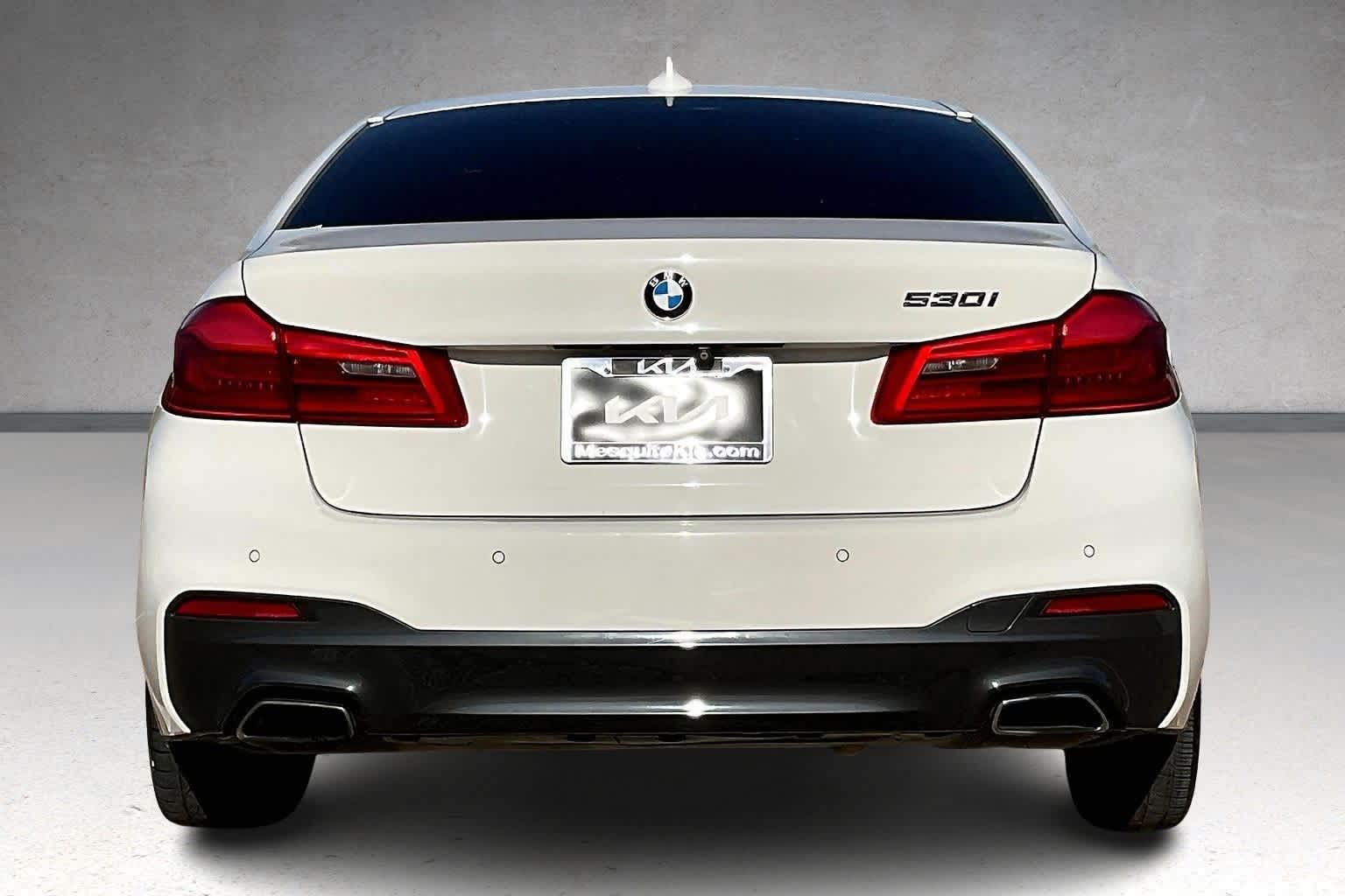 Thumbnail: 2018 BMW 5 Series - 5