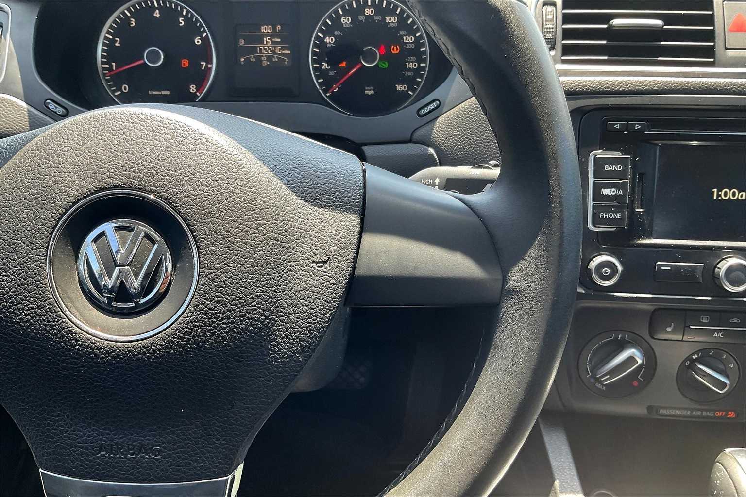 Thumbnail: 2013 Volkswagen Jetta - 25