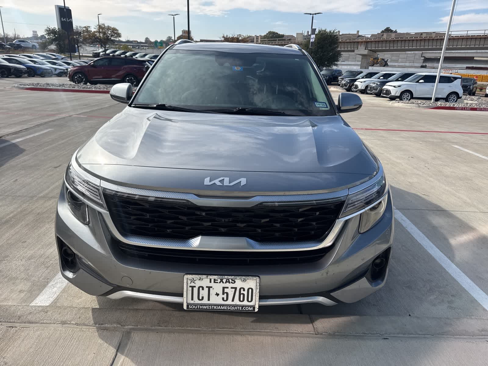 Thumbnail: 2023 Kia Seltos - 2