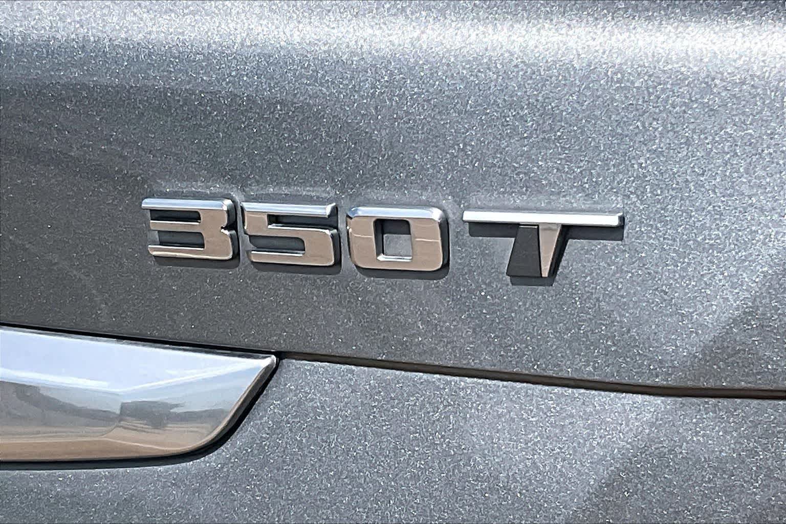 Thumbnail: 2023 Cadillac XT5 - 7
