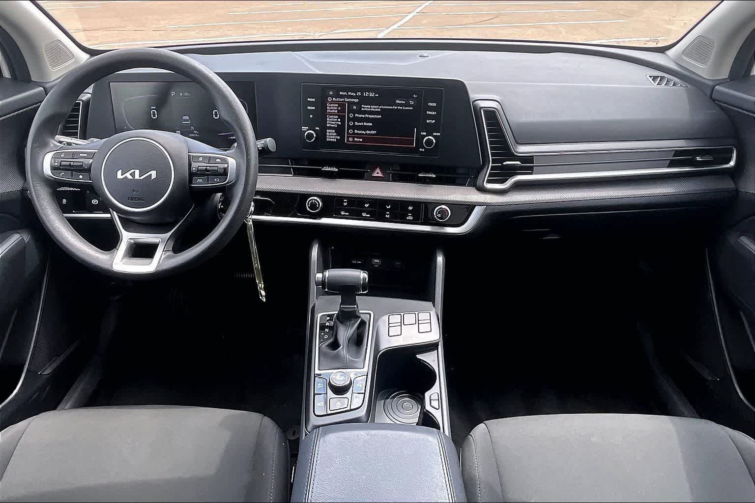 Thumbnail: 2025 Kia Sportage - 8
