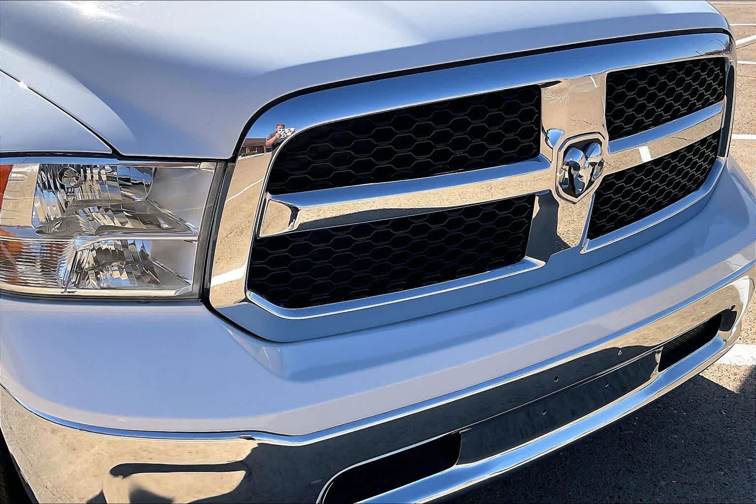 Thumbnail: 2023 RAM 1500 Classic - 32