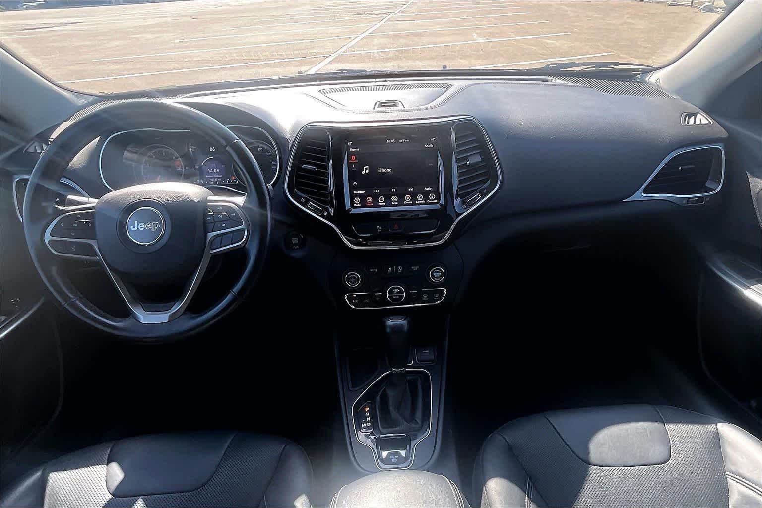Thumbnail: 2019 Jeep Cherokee - 8