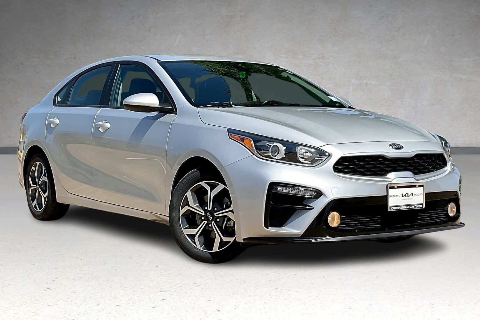 Thumbnail: 2021 Kia Forte - 21