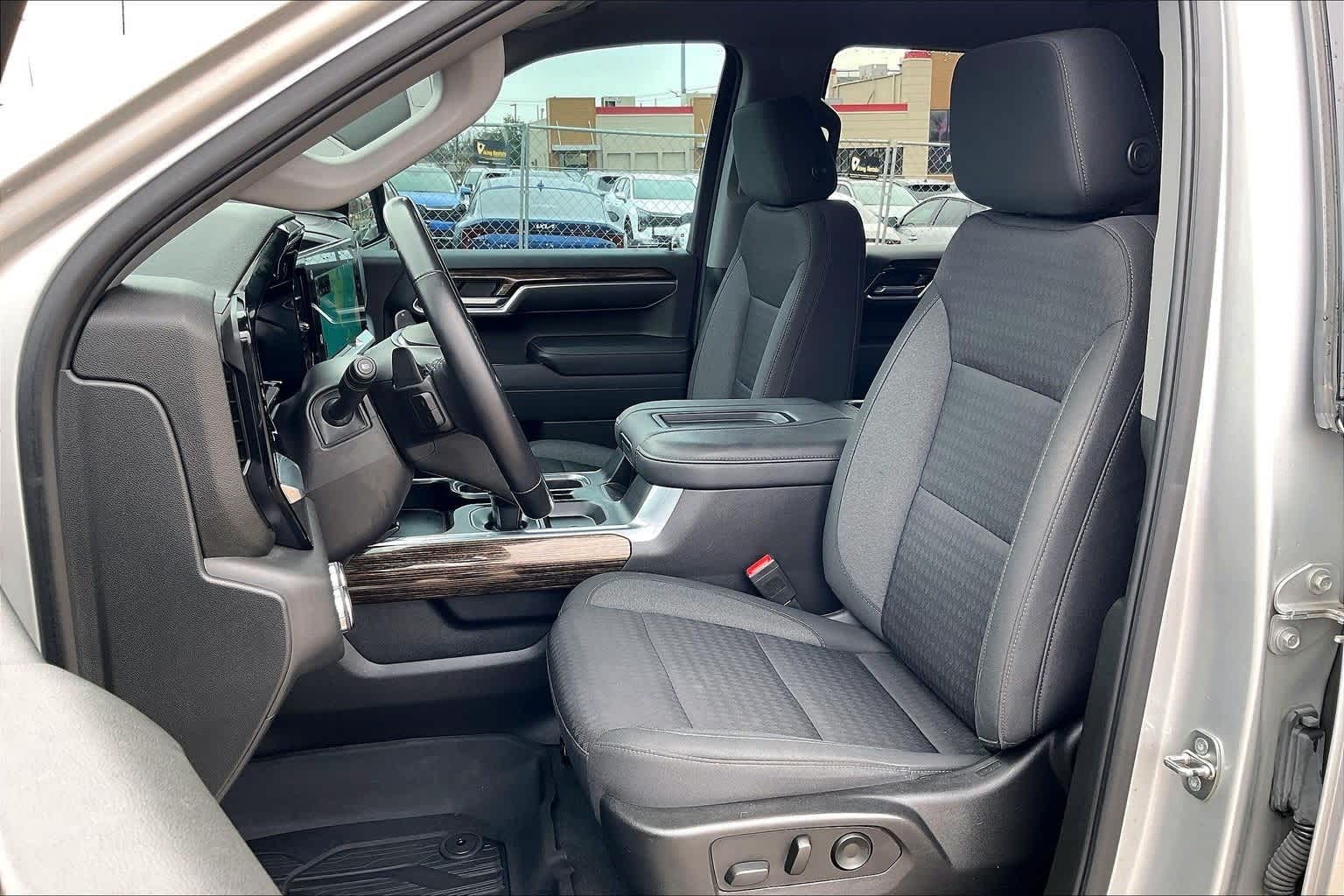 Thumbnail: 2022 GMC Sierra 1500 - 11