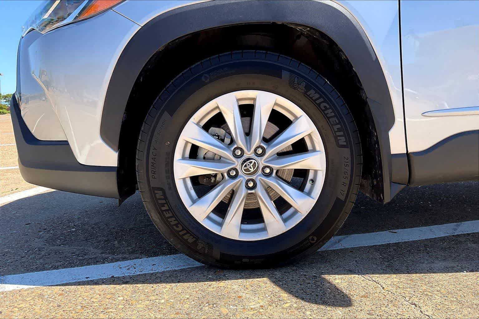 Thumbnail: 2022 Toyota Corolla Cross - 8